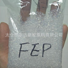 社恐人的救星！微信内测小微AI社交：AI替你找好友聊天、约饭
